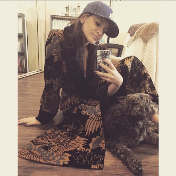 Meet your Posher, Age - Picture 3 of 8